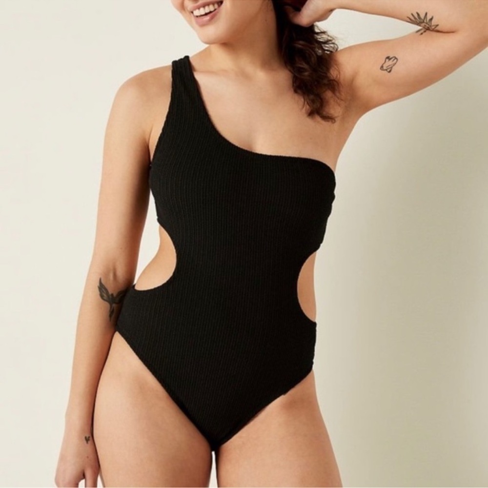 VS Pink (B3) Black One Shoulder Cut Out One Piece ribbed Swim NWOT